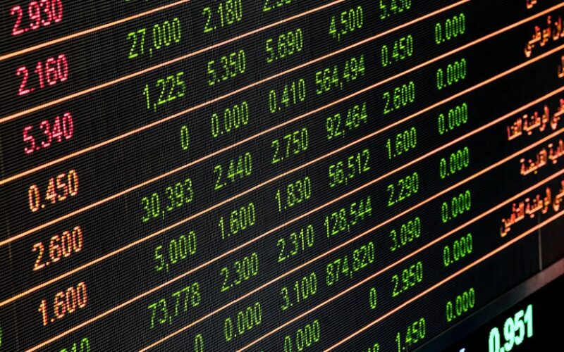 Primeira Compra de Ações: O Guia Essencial para Iniciantes (Evite os Erros Mais Comuns!)