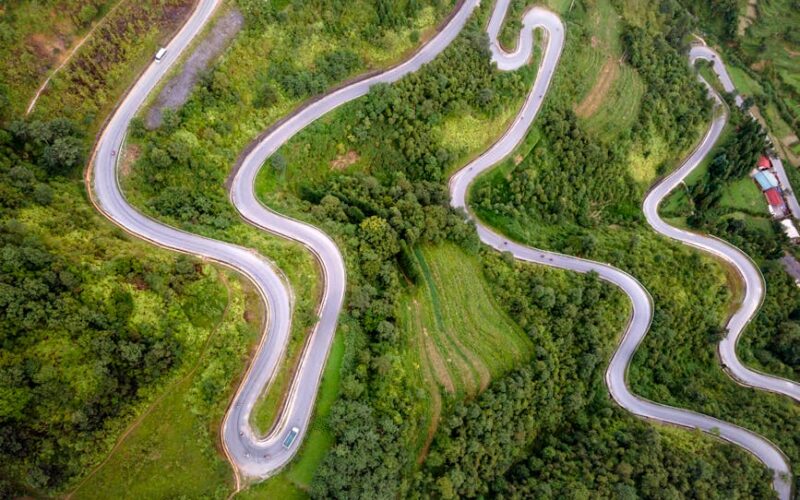 Inversão da Curva de Juros: Sinal de Recessão? Entenda os Impactos
