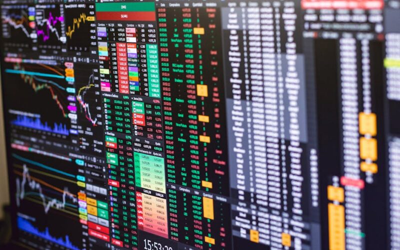 Gestão de Risco: Hedge em Juros e Commodities para Portfólios