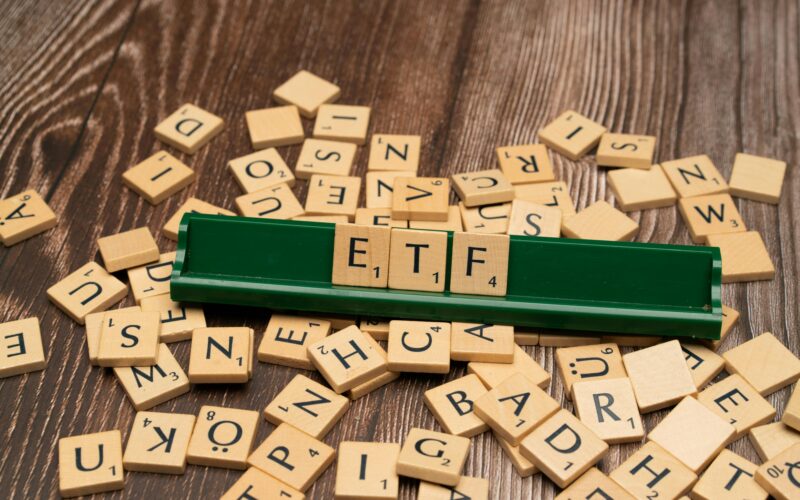 Fundos passivos: vantagens e limitações do investimento em ETFs