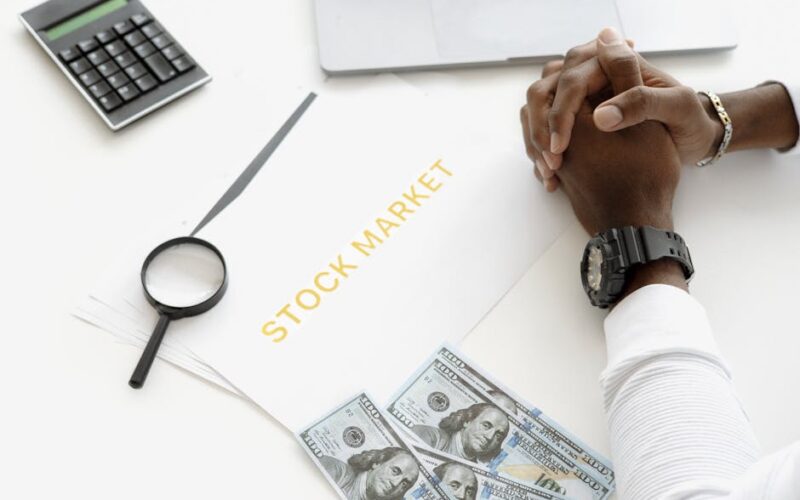 Due Diligence em Fundos Alternativos: Guia Completo para Investidores